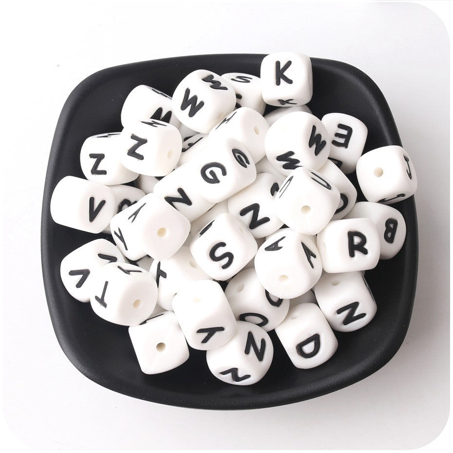 50pcs Silicone Letters Beads